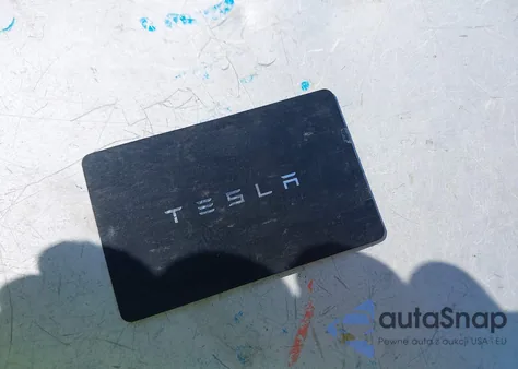 2023 Tesla Model 3 Long Range Dual Motor All-Wheel Drive z USA, uszkodzony, nr VIN 5YJ3E1EBXPF631851